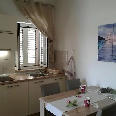 Apartment Romana Ilovik Exterior photo
